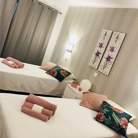 Apartamento T&T Ocean No Clube Praia Da Rocha Portimão Kültér fotó