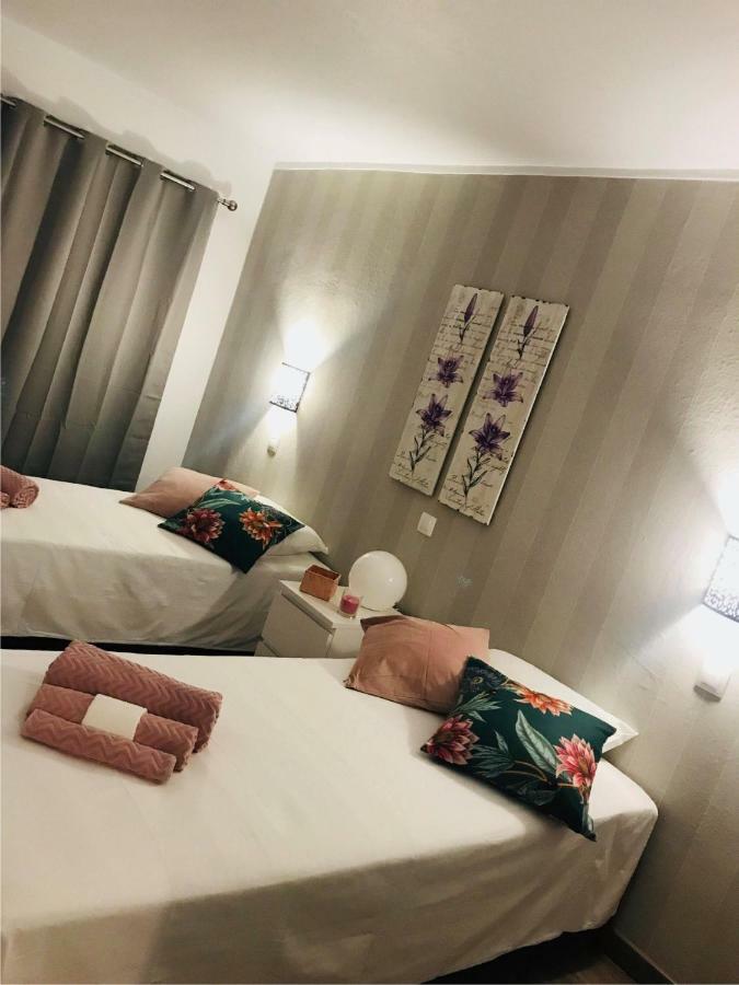 Apartamento T&T Ocean No Clube Praia Da Rocha Portimão Kültér fotó